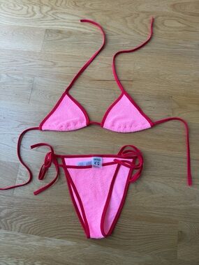 HUNZA G - Gina Two Piece Bikini Set | One Size | Triangle Tie | Pink & Red | NWT